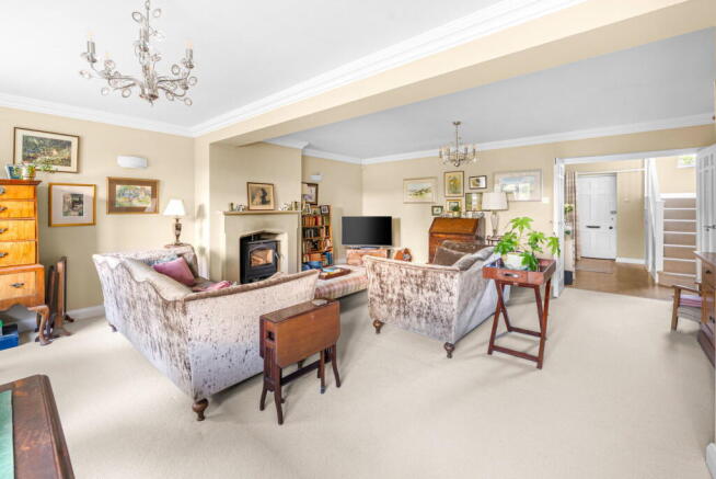 4 bed Detached for sale Image 4