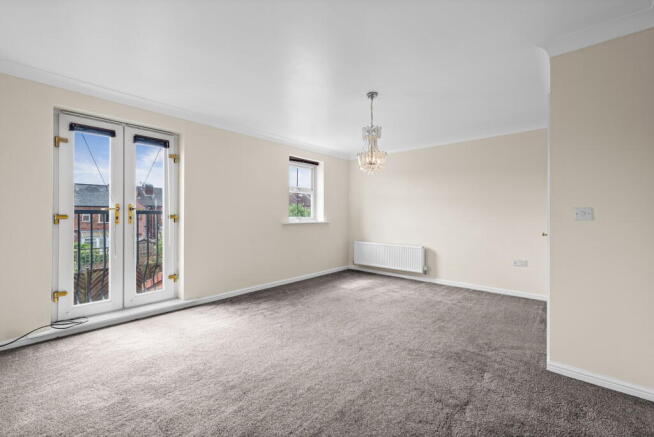 4 bed Town House for sale Image 6