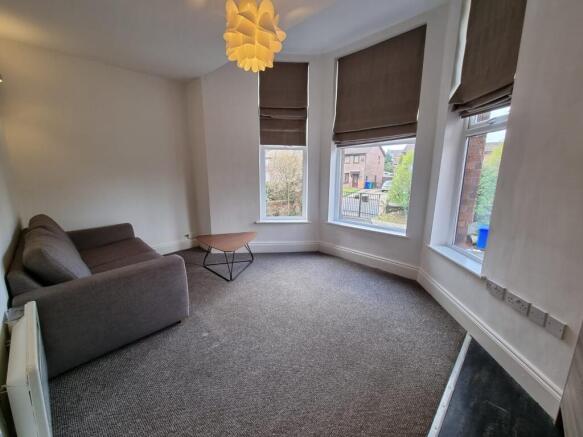 1 bed flat to rent Heaton Road, Manchester M20