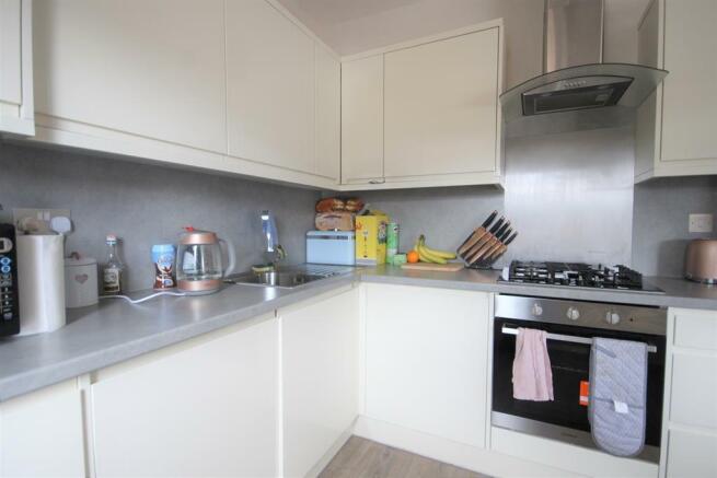 LIVING ROOM / KITCHEN