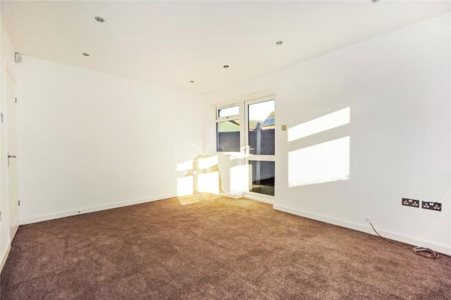 Lounge - View 2