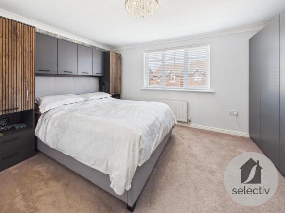 4 bed Detached for sale Image 9