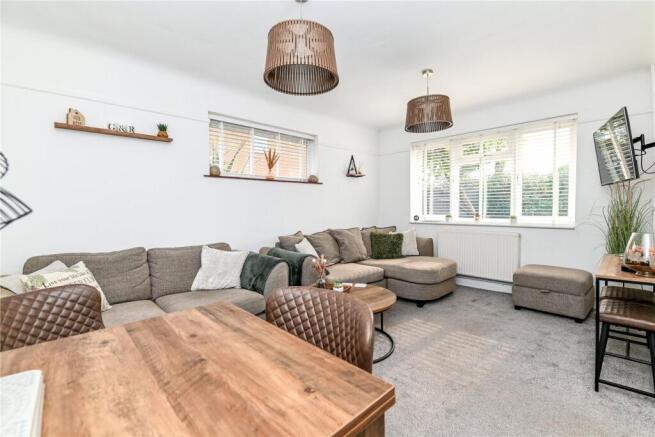 Sitting/Dining Room