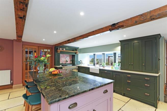 hights Barn.59.Photoneg.co.uk.jpg