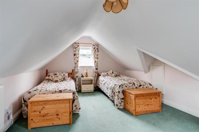 Bedroom3Office.jpg