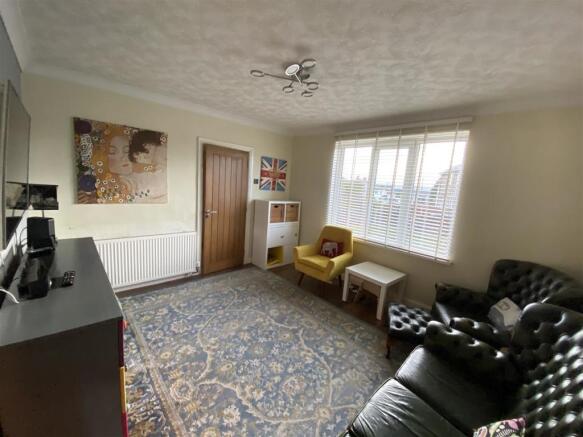 Lounge: