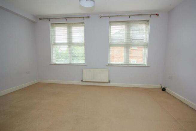 Bedroom 4.jpg