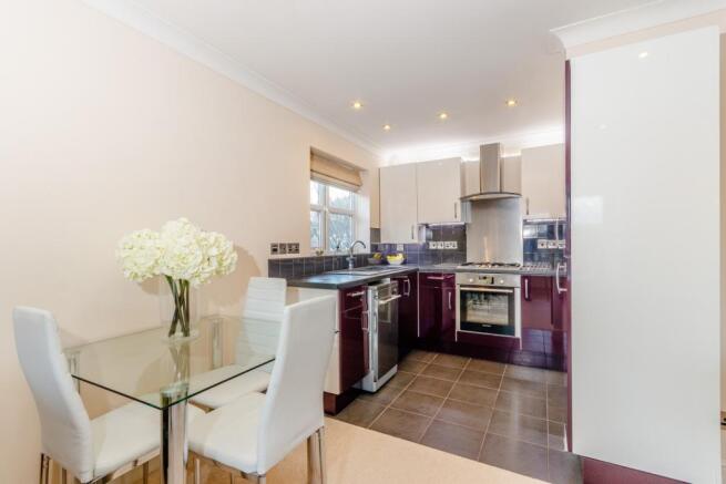 Kitchen/Dining Area