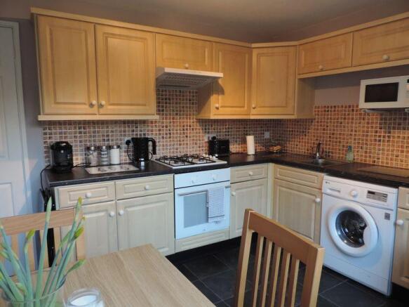 Kitchen/breakf...