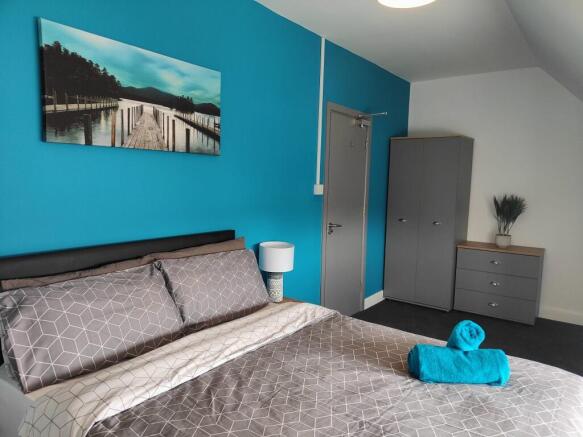 Room 7 at £650pcm