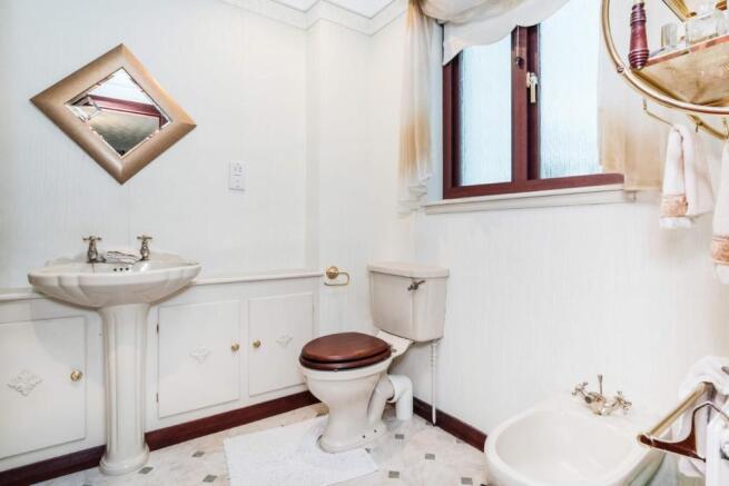 Ensuite