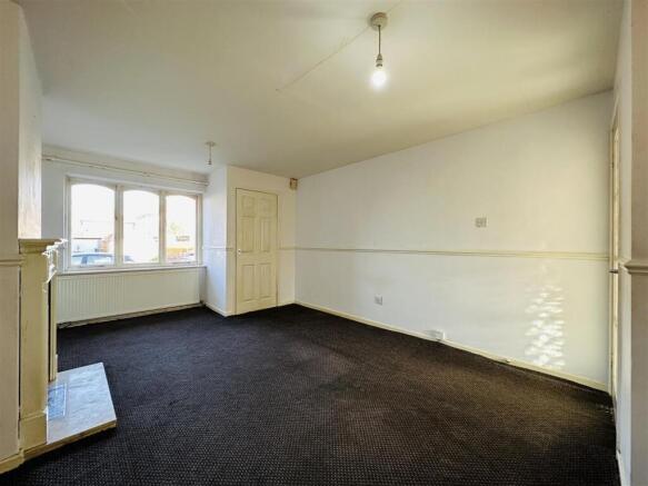 2 bed Terraced for sale Image 7