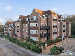 34, Kestrel Close, Brentwood CM15 8FL
