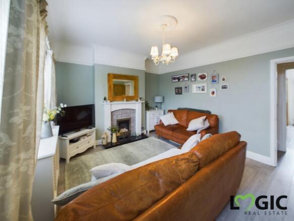 Lounge 2