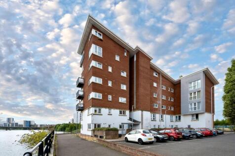 Jim Driscoll Way, Cardiff Bay, CF11