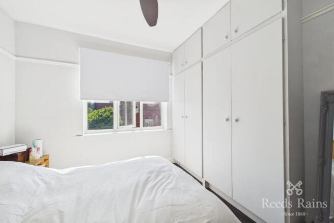 3 bed Semi-Detached for sale Image 9