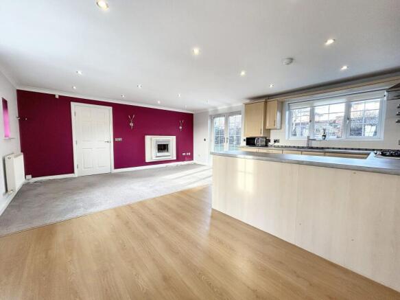 Kitchen/Diner/Lounge