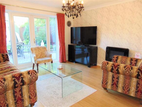 Living Room 1.JPG