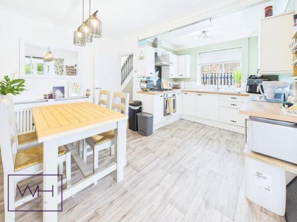 CAM03785G0-PR0056-ST