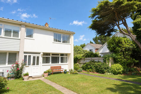 Holly Gardens, Milford on Sea