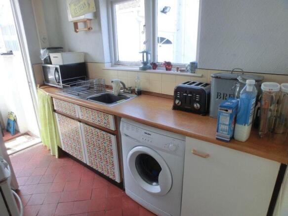 Photo 6