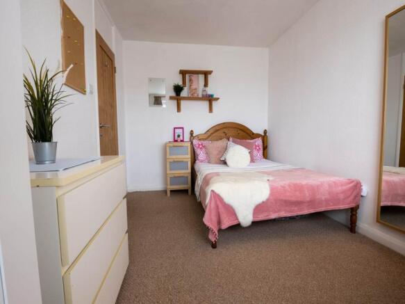 7_Ulcombe_Gardens_Ca