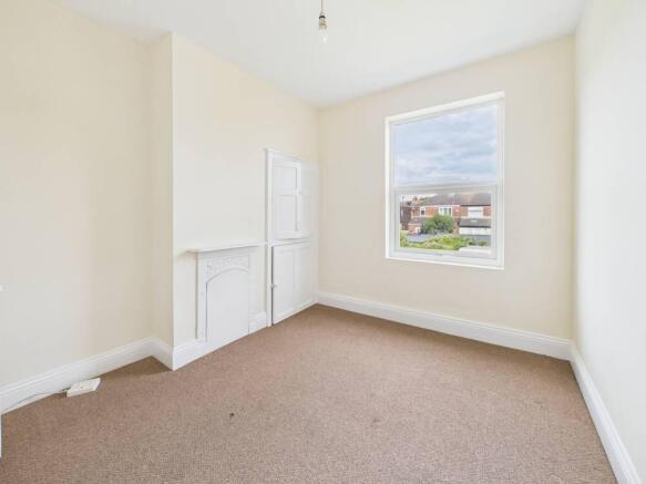 3 bed Terraced for sale Image 10