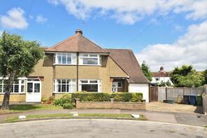 25, Highfield Close, Amersham HP6 6HG