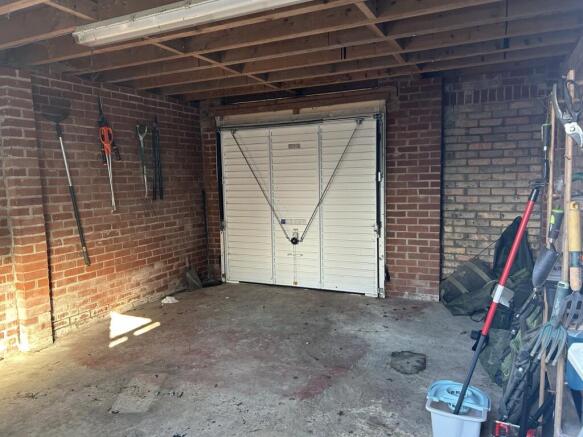 63 Wilkinson Garage inside.jpeg