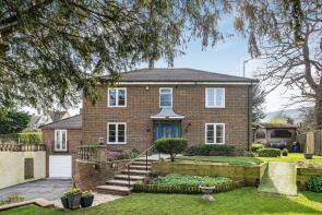 2a, Uley Road, Dursley GL11 4PF
