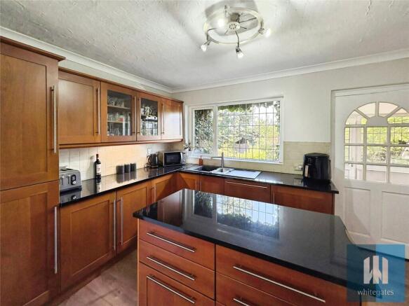 3 bed Detached for sale Image 7