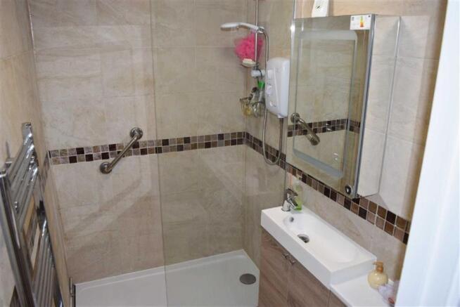 Re Fitted Shower Room