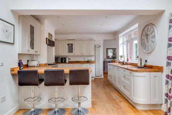 Stonegarth, Vicarage Hill, Helsby photo 3