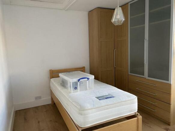 2 Bedroom End of Terrace Home