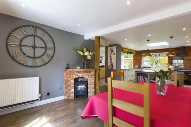 Kitchen / Dining