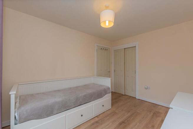 10. Bedroom 1 (2).jpg