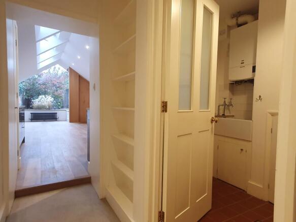 ENTRANCE PORCH
