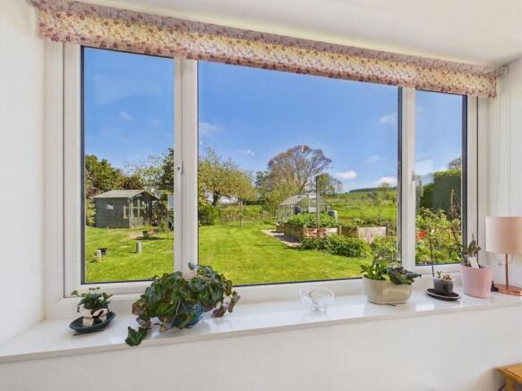 3 bed Detached for sale Image 8