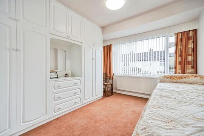 3 bed Semi-Detached for sale Image 8
