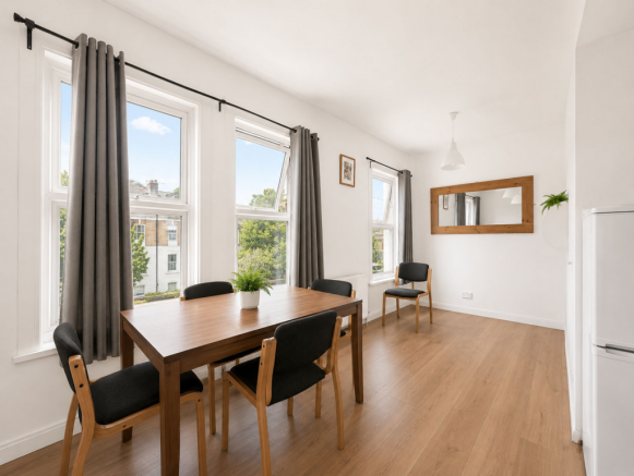 Lounge/Kitchen