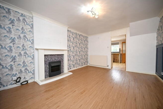2 bed Semi-Detached for sale Image 5