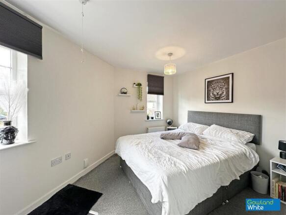 3 bed Semi-Detached for sale Image 12