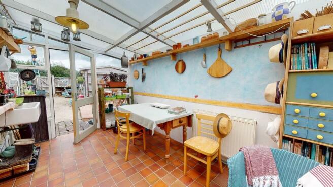 SUN ROOM