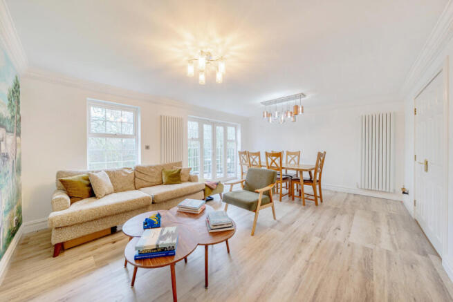 1371232-20-694299...