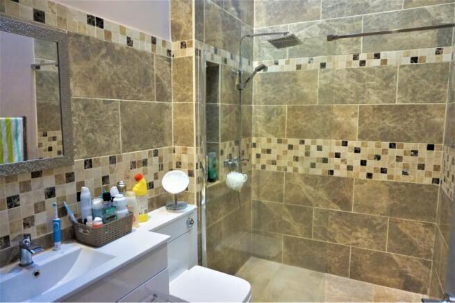 Master En-suite