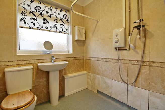Bathroom (Bathroom)