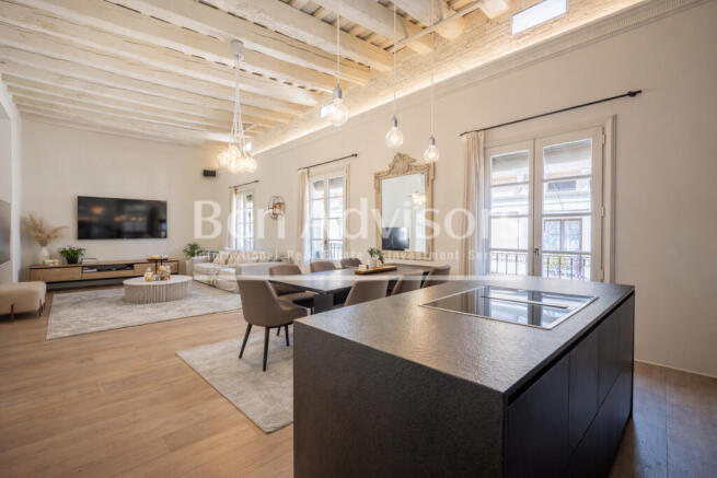 Excepcional-y-luminosa-vivienda-reformada-junto...