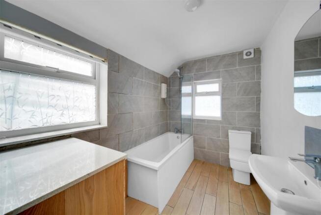 HOUSE BATHROOM