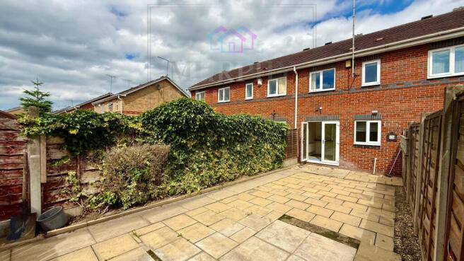 2 bed Town House for sale Image 12