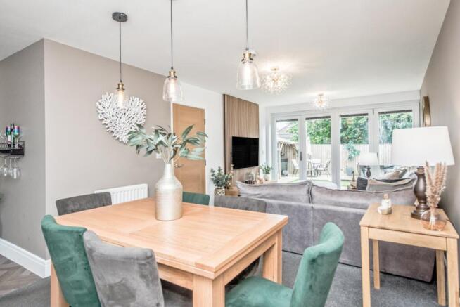 Living/Dining Room